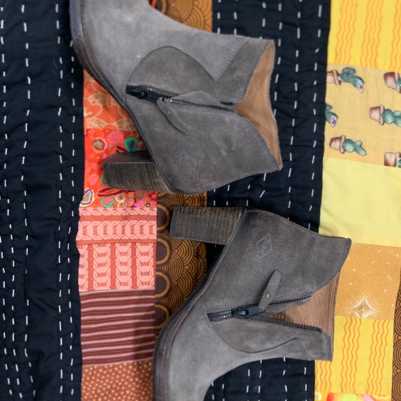 Leather PLDM boots - Picture 2 of 4